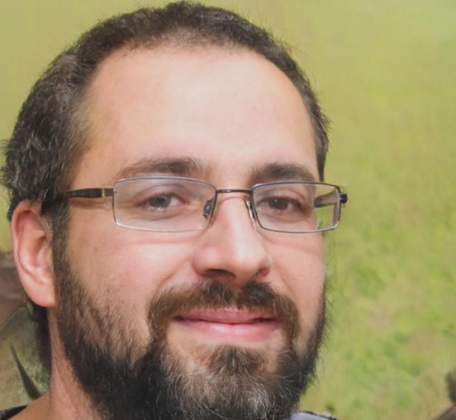 Portrait de Konan Yves, mentor senior en développement de jeux